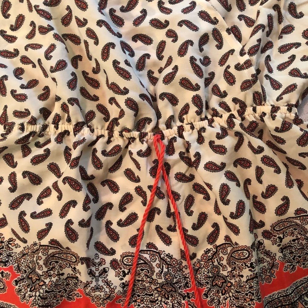 Romper - Picture 2 of 4